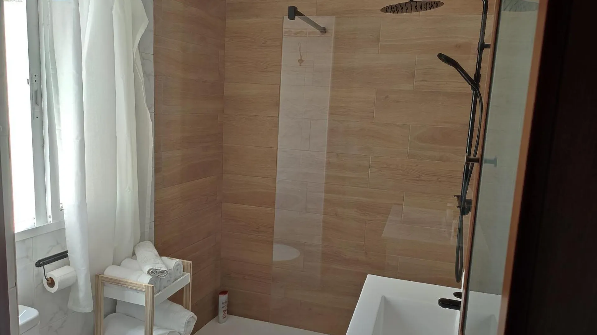 Apt Guadalhorce By Malaga Picasso Rentals Selection 0*,